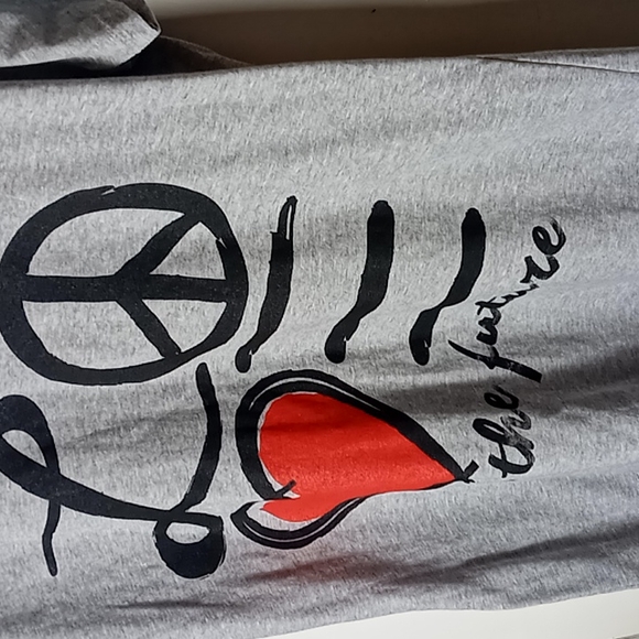 SHE POWER - Picture 2 of 3